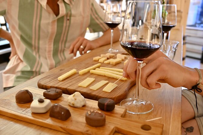 10 Tastes of Amsterdam: Food Tour by UNESCO Canals and Jordaan - What the $102.06 price buys you