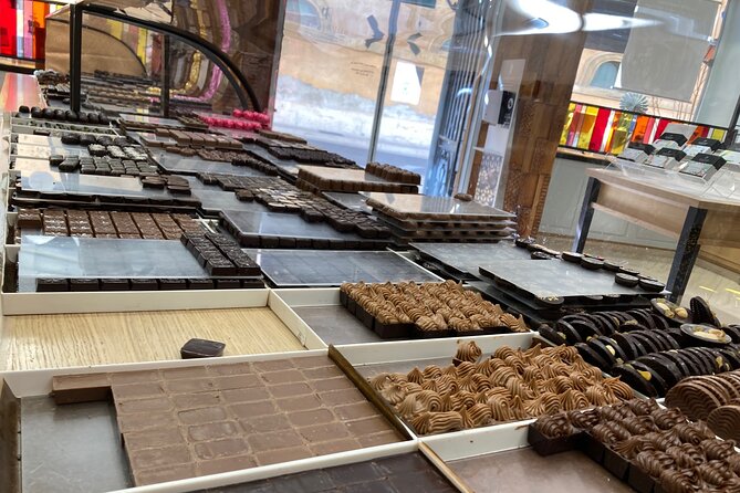 2-Hour Foodie Tour with 10 Tastings in Aix-en-Provence - Why this two-hour Aix food walk works
