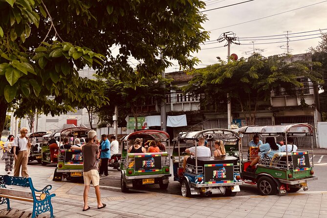 4-Hour Hidden Bangkok TukTuk Street Food Guided Tour - Thonburi Market and the Isaan feast