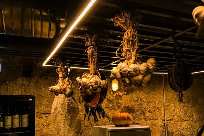 4-Hour Traditional Portuguese Food & Wine Tour in Porto - The first plates: Portuguese cheese and sausage