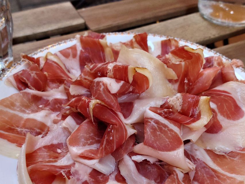 Ajaccio: Local Food Tour with Tastings - The small-group mood
