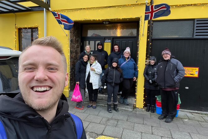 Akureyri Food Walk With 5 Tastings and a Local Guide - Why this food walk works well in Akureyri