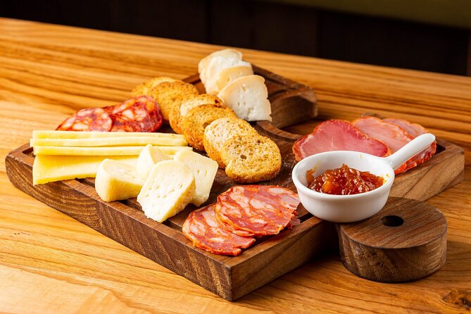 Albufeira Food Experience: Land & Sea Tapas w/ Wines - Guides can shape the whole evening