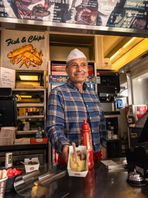 Ålesund: Guided Food Walking Tour - Who should book this Ålesund experience?