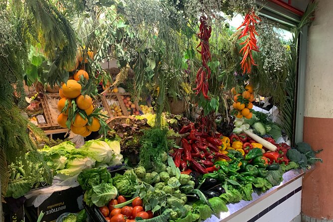 Alicante Food and Tapas Tour with a Local Guide - Entering Alicante’s Central Market