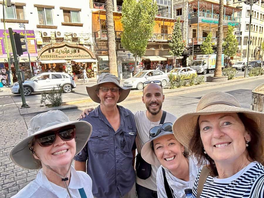 Amman Walking Tour: Hidden Gems, Culture & Street Food - Starting at Abdali Mall and meeting Hussein