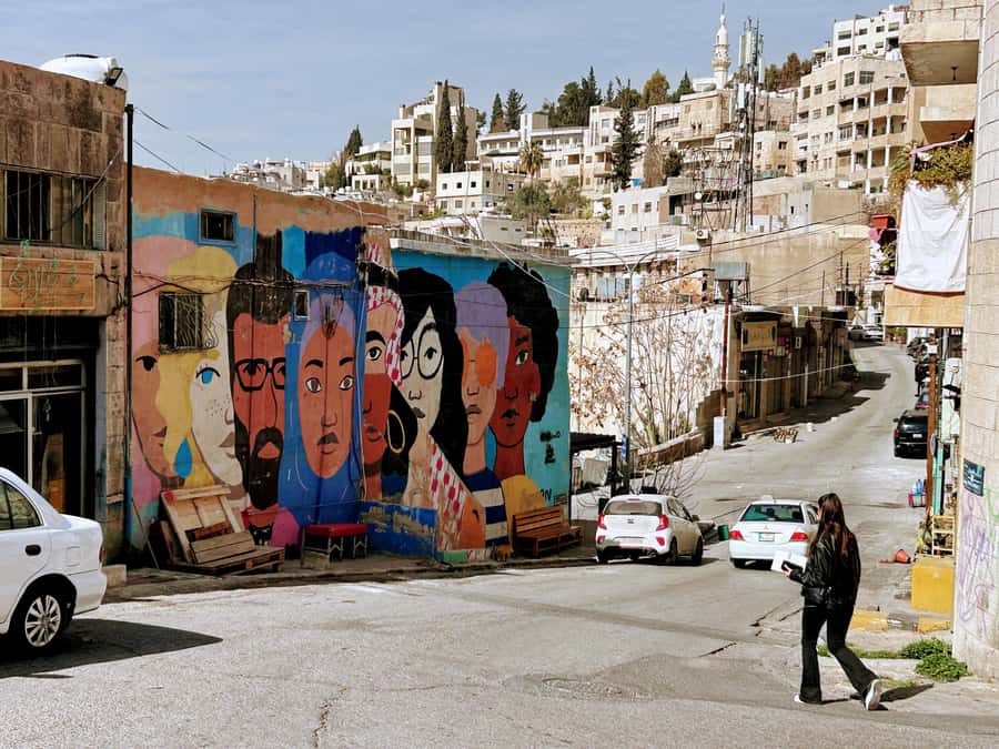Amman Walking Tour: Hidden Gems, Culture & Street Food - Downtown markets, tea, coffee, and street food