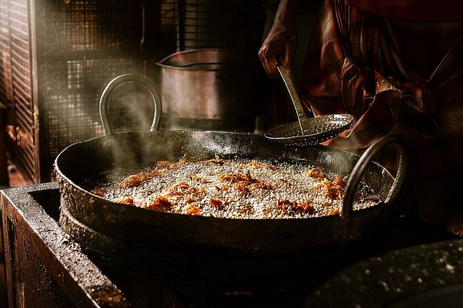 Amritsar Food Walk With Hidden Gems - Hall Bazaar: 50 minutes in Amritsar’s oldest market