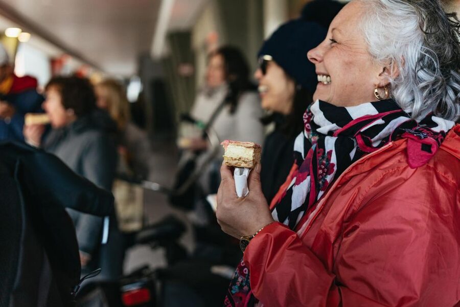 Amsterdam: Food and Culture Walking Tour with Tastings - The Royal Palace, Anne Frank House, and Westerkerk