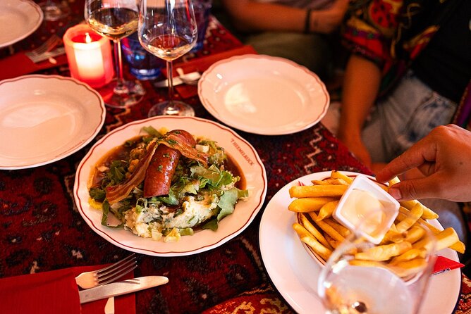 Amsterdam Food Tour: +10 Tastes, Culture and Canals with Sherpa - The canal ring turns sightseeing into a lesson