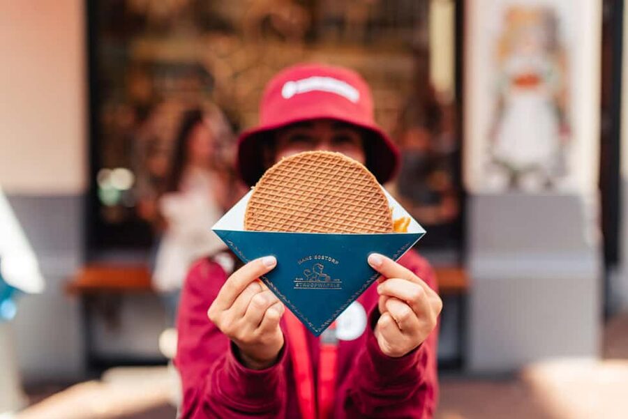 Amsterdam: Guided Cultural Food Tour in English or German - Why a food walk is a smart first look at Amsterdam
