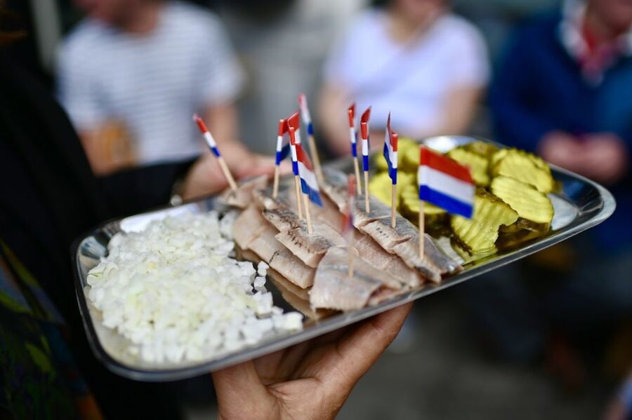 Amsterdam: Jordaan Food Tour of 10+ Local Classic Tastings - Why the Jordaan is a good setting for a food walk