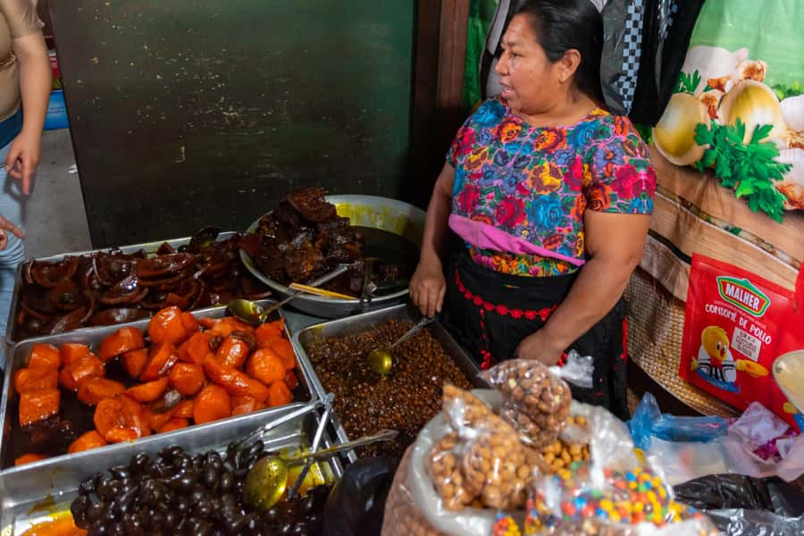 Antigua Guatemala: Street Food Walking Tour with Tastings - Who will enjoy this food walk most