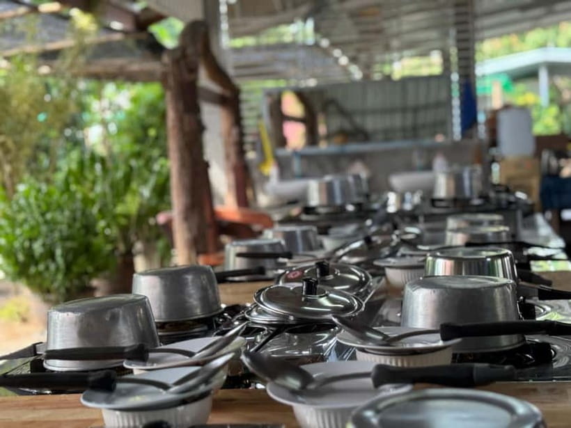 Ao Nang: Hands-on Learn to Cook 3 Popular Thai's street food - Arriving at the open-air kitchen
