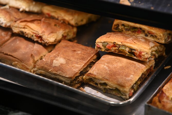 Athens Off-the-Beaten-Path Gastronomy: Secret Authentic Flavors - What the guides add to the experience