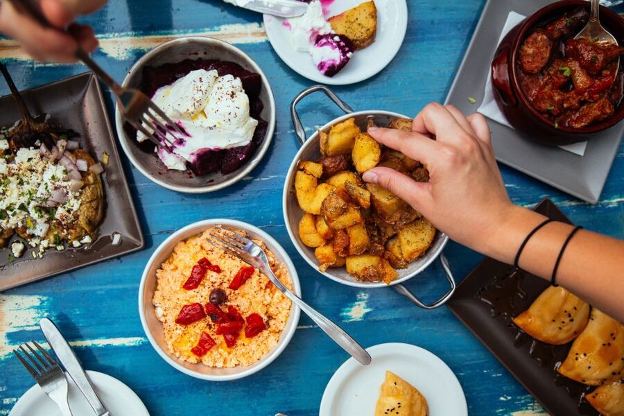 Athens: Private Food Tour – 10 Tastings With Locals - Sweets, drinks, and the value of ten tastings