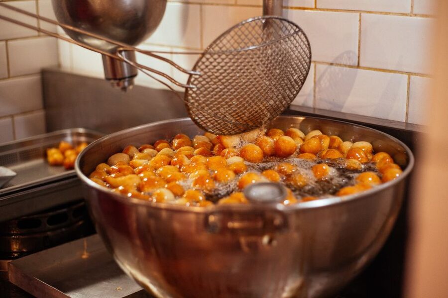 Athens: Private Food Tour – 10 Tastings With Locals - Vegetarian and dietary needs