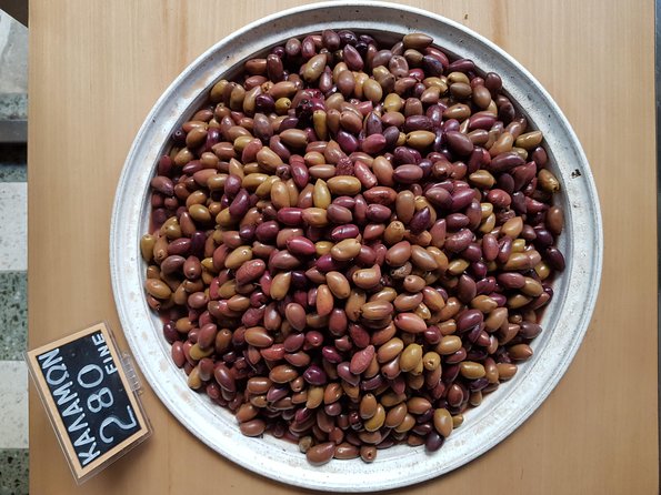 Athens: The Classic Food Tasting Tour - Greek Mezze Becomes the Main Meal