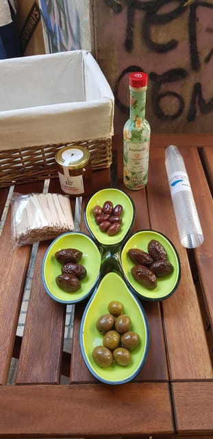 Athens: Traditional Greek food tour in hidden spots - Practical details that affect your day