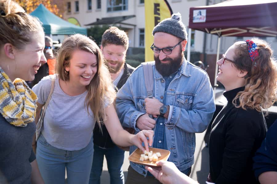 Auckland: Flavours of the City Walking Food Tour - Moving from city history to local food