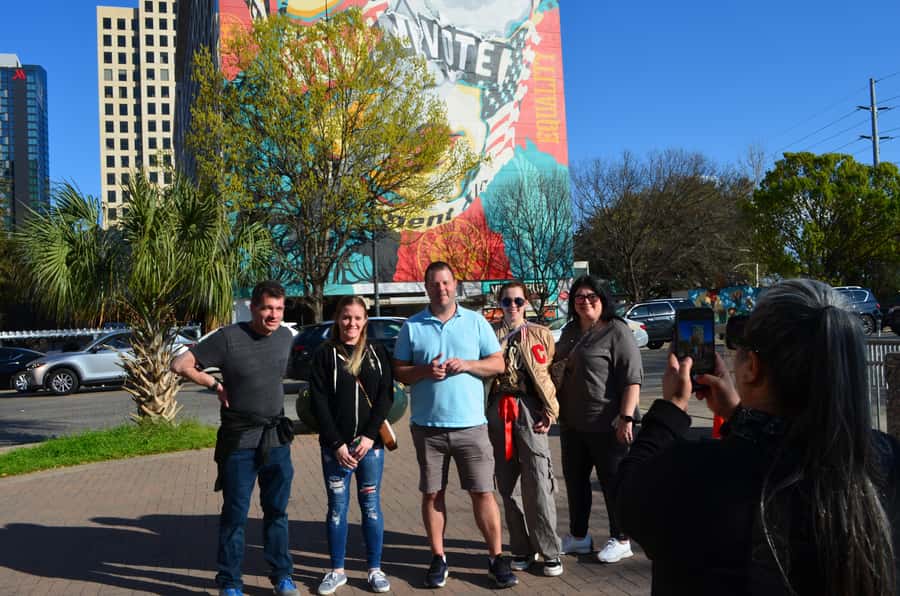 Austin: Downtown Food Tour with 6+ Tastings of Local Flavors - Breakfast tacos and the city’s Tex-Mex character