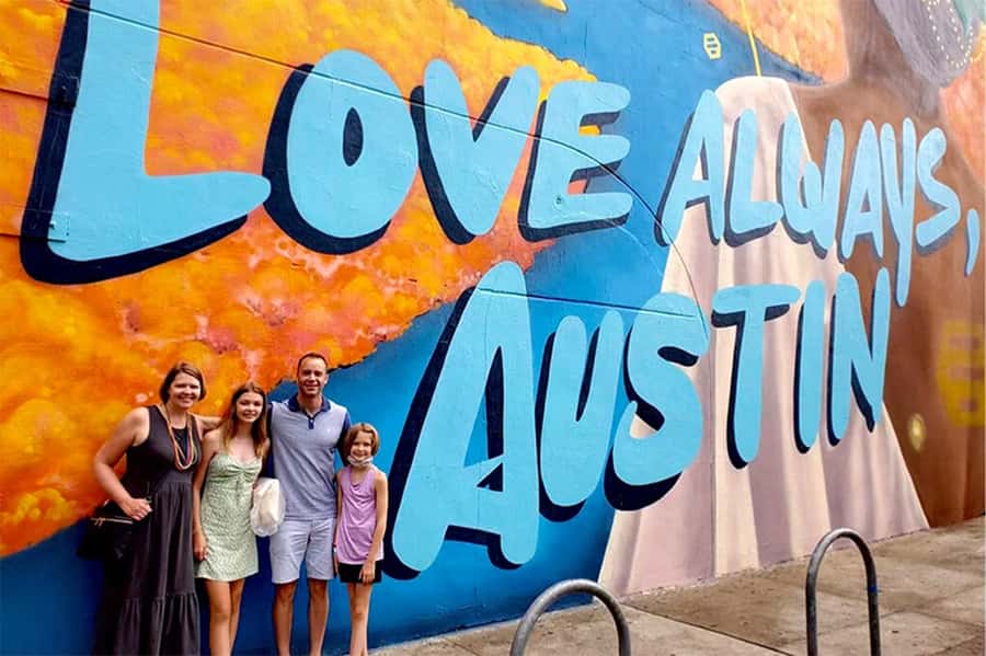 Austin: Downtown Food Tour with 6+ Tastings of Local Flavors - What the guides add beyond the food