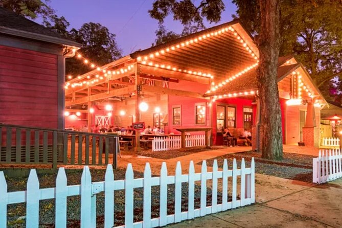 Austin's Afternoon Stroll - Key points at a glance