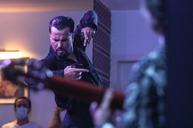Authentic flamenco show. Alegria and gastronomy Malaga - A handy base for a Malaga evening