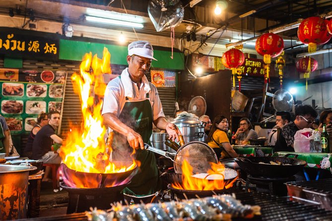 Authentic Street Food Tour in China Town Bangkok - Small Groups and Guides Who Pay Attention