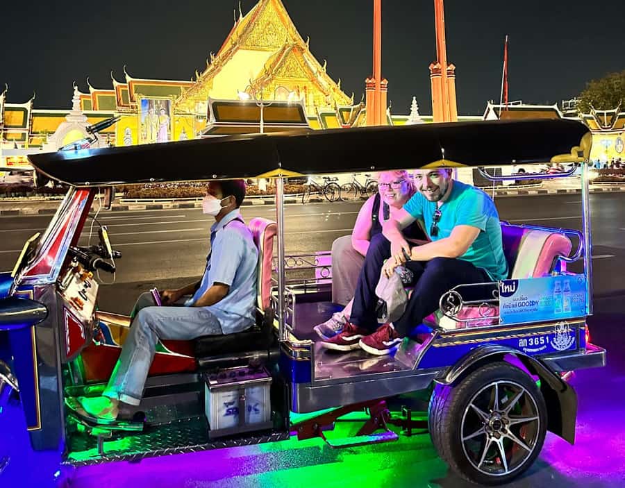 Bangkok Adventure Tuk Tuk Food Tour - Tuk tuk rides through Old Bangkok