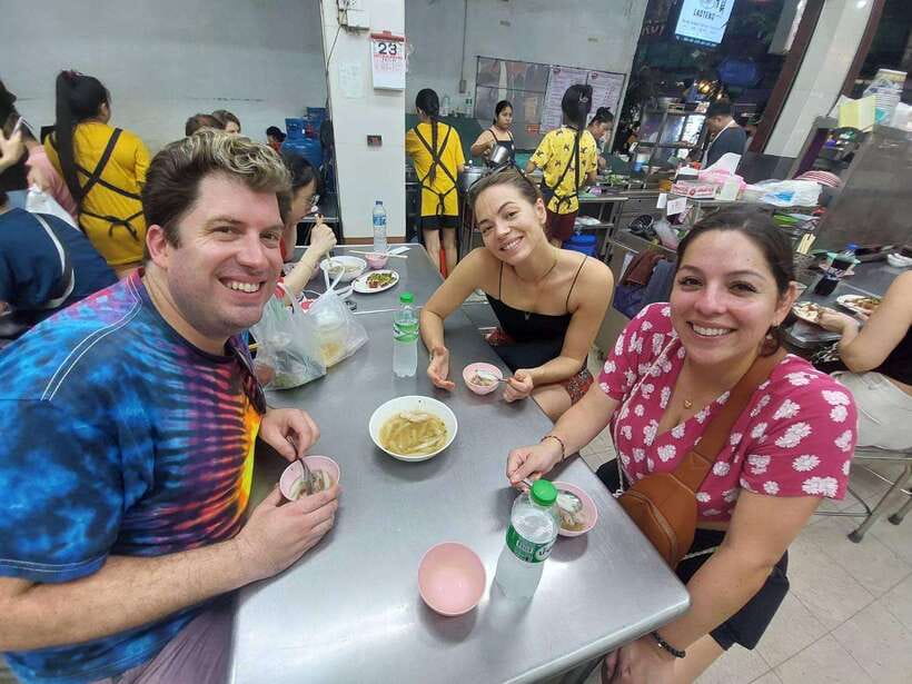 Bangkok: Chinatown Food Tour with Michelin Food Stalls - Finding the food locals already trust