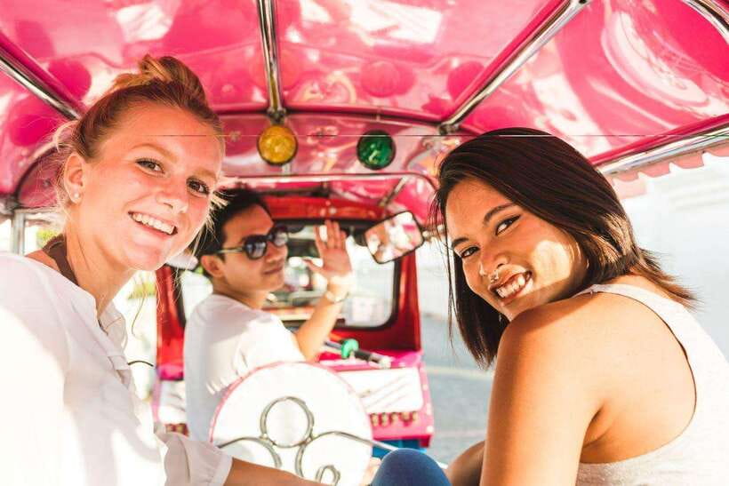 Bangkok Electric Tuk Tuk: Street Food & Markets - Ending at Pak Khlong Talat Flower Market