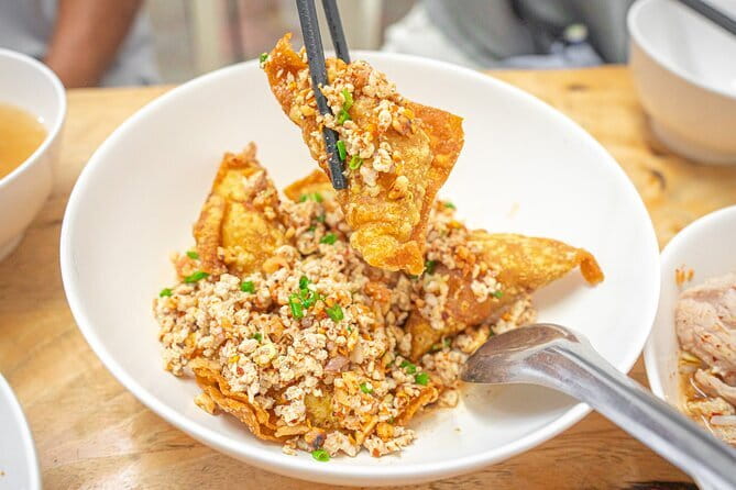 Bangkok Evening Food Tour by Tuktuk - Why this tour is more than a Pad Thai crawl