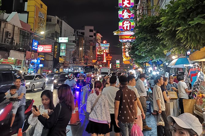Bangkok Food Tour By Night - Portions, pacing, and the danger of eating too much