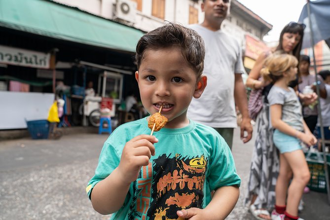 Bangkok Food Tour of Bang Rak with Local Guide - Starting with Bang Rak Bazaar
