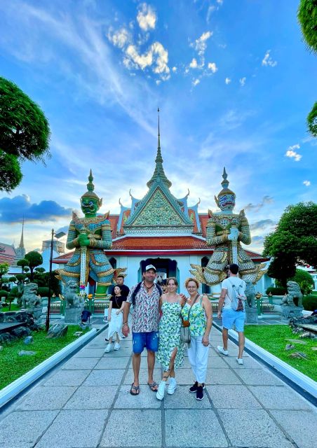Bangkok: Highlights with Food Tour & Sunset in Wat Arun - Who Should Book This Experience?