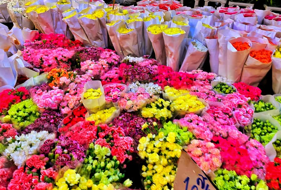 Bangkok: Highlights with Food Tour & Sunset in Wat Arun - What the Guides Add to the Evening