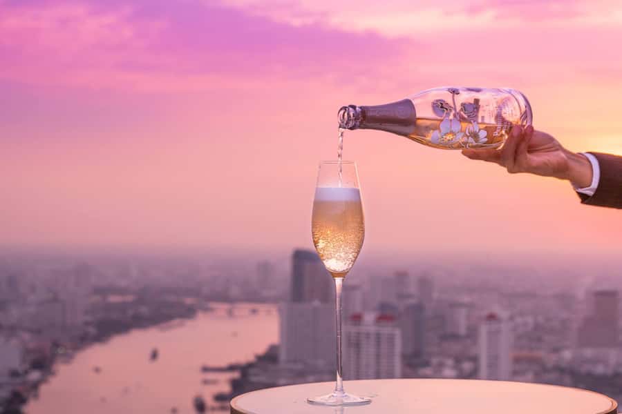 Bangkok: Lebua Sky Bar & China Town Street Food by Tuk Tuk - Why this Bangkok night tour works