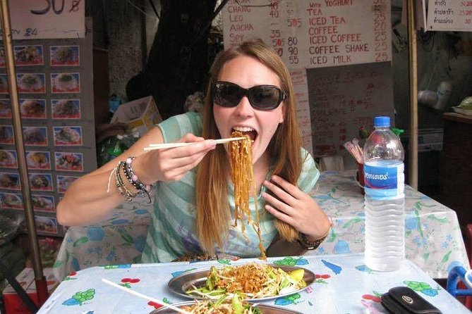 Bangkok Most Famous Food Experience (Private & All-Inclusive) - Stop four: Prachak’s roasted duck and rice