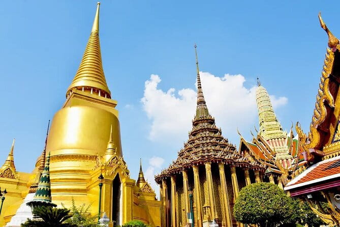 Bangkok Night Food Tour By Tuk Tuk - Dinner at Khrua Khun Kung