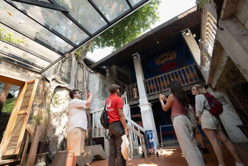 Bangkok: Talad Noi Hidden Gems & Street Food Adventure - Street Art and a Riverside Café Pause