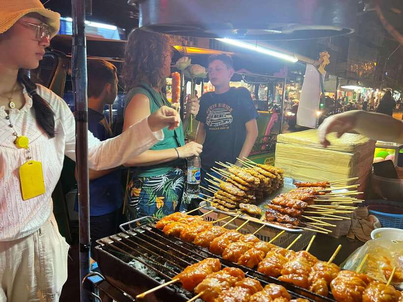 Bangkok Tuk-Tuk by Night with Chinatown Street Food Meal - Pak Khlong Talat, Bangkok’s flower market