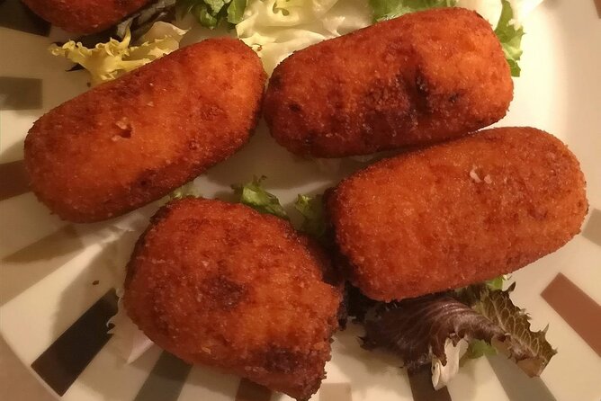 Barcelona Food Tour: Tapas, Drinks and Delights with a Local - The guide makes or breaks the experience