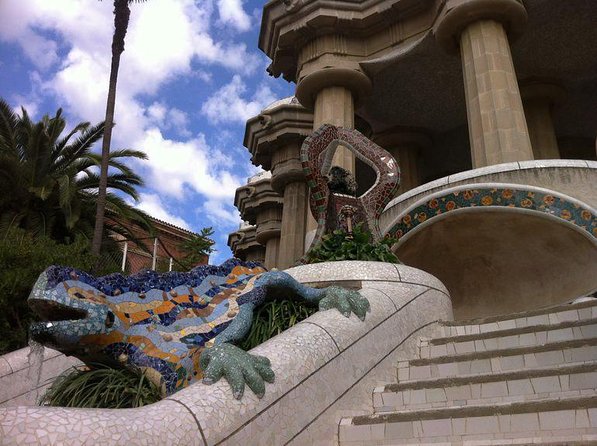 Barcelona Gracia Neighborhood Local Food & History Tour - Five things to know before you book