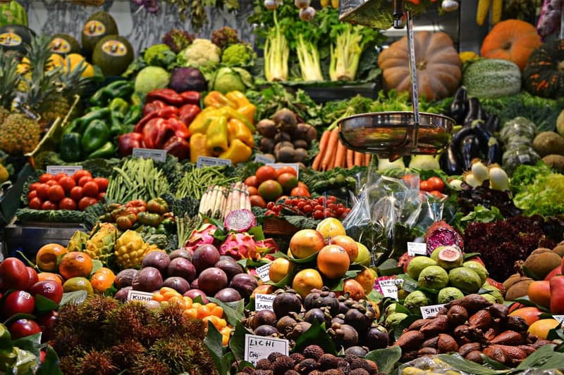 Barcelona: Markets Tour With Food and Wine Tasting Upgrade - Why this Barcelona market walk works well