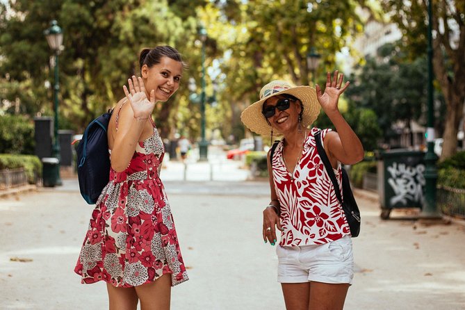 Barcelona Private Food Tour With Locals: 6 or 10 Tastings - Eixample Stops: A Different Side of the City