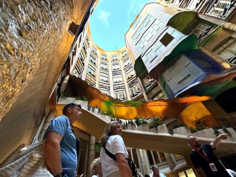 Barcelona: Sagrada Familia, La Pedrera & Cava Tasting Tour - La Pedrera begins the Gaudí story