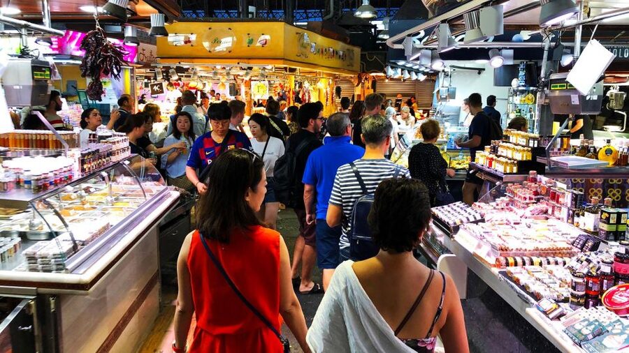 Barcelona: Street Food & Sightseeing Tour with Local Market - Tasting Jamón, Tapas, and Catalan Specialties