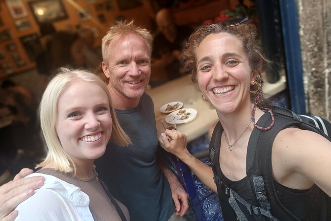 Barcelona tailored tapas & drinks tour with a native guide - A Barcelona food tour built around your appetite