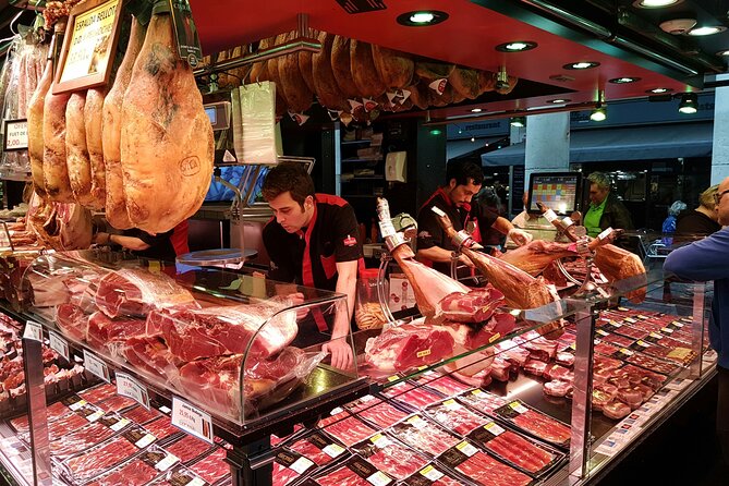 Barcelona tailored tapas & drinks tour with a native guide - Who will enjoy this experience most